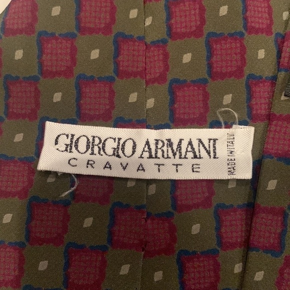Giorgio Armani Silk Tie - Picture 2 of 7